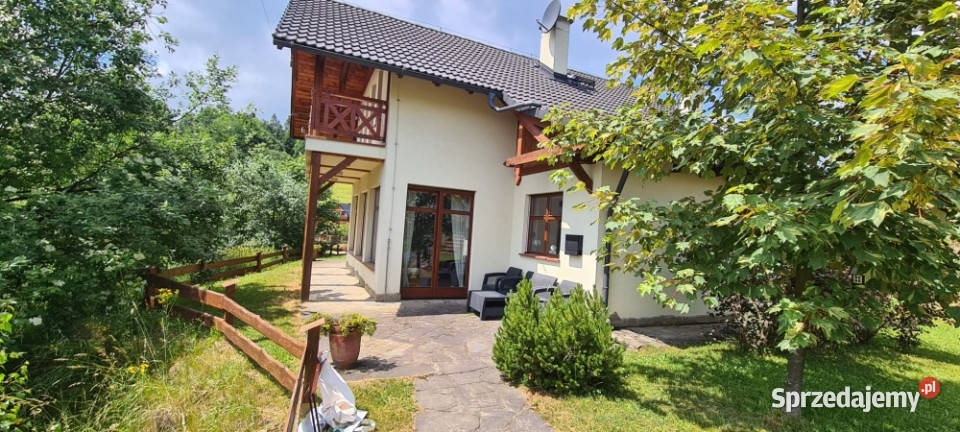 Piękny dom w stylu alpejskim z widokiem na Grywałd