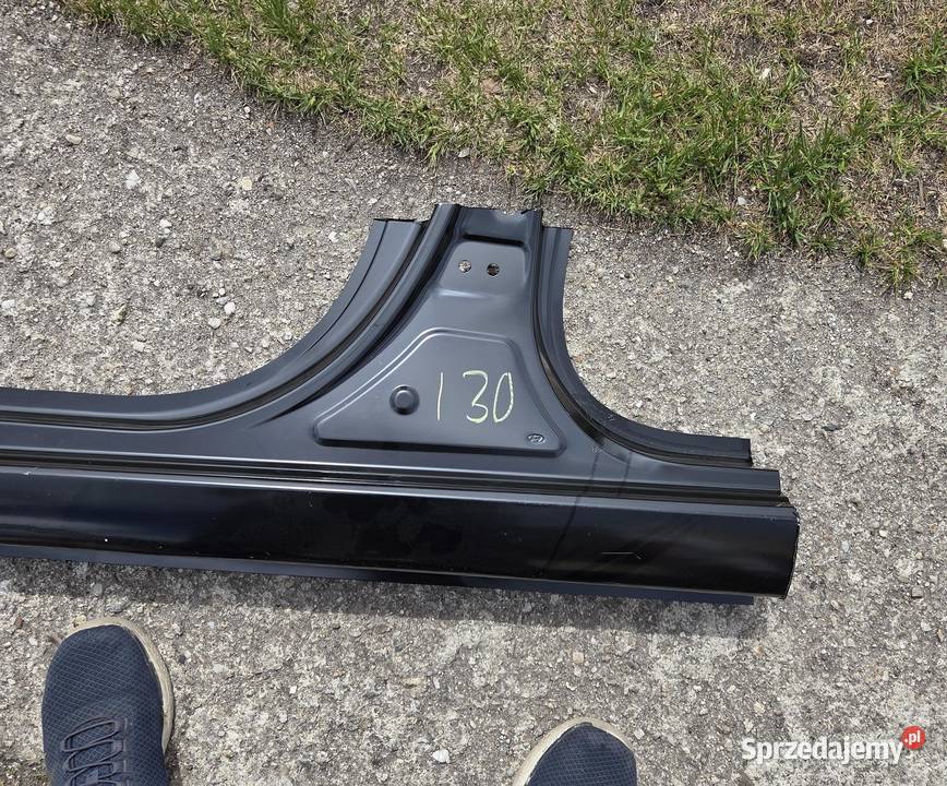 próg lewy Hyundai i30 III osobowe