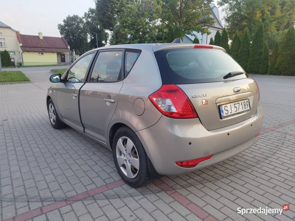 Kia ceed lift 2011 14 benzyna benzyna Kańczuga sprzedam