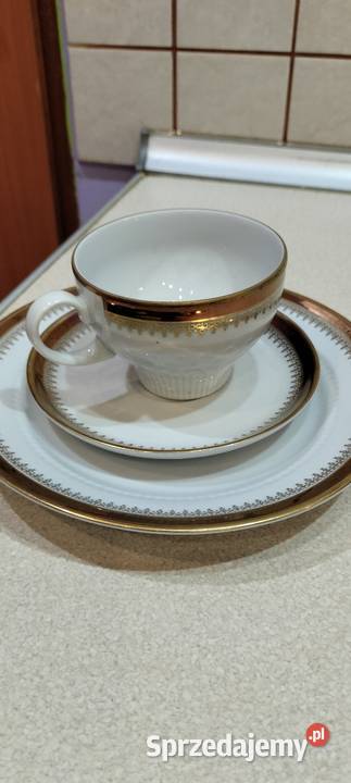 Komplet śniadaniowy Filiżanki i spodki Gostynin sprzedam