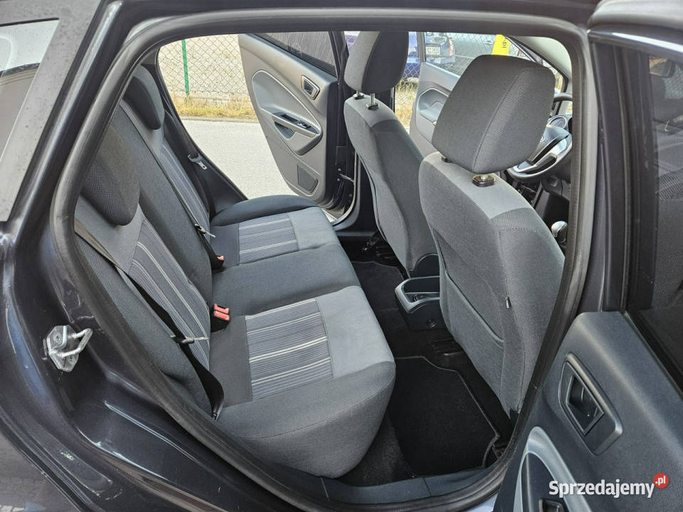 Ford Fiesta Opłacona Zdrowa Zadbana Serwisowana nieuszkodzony sprzedam