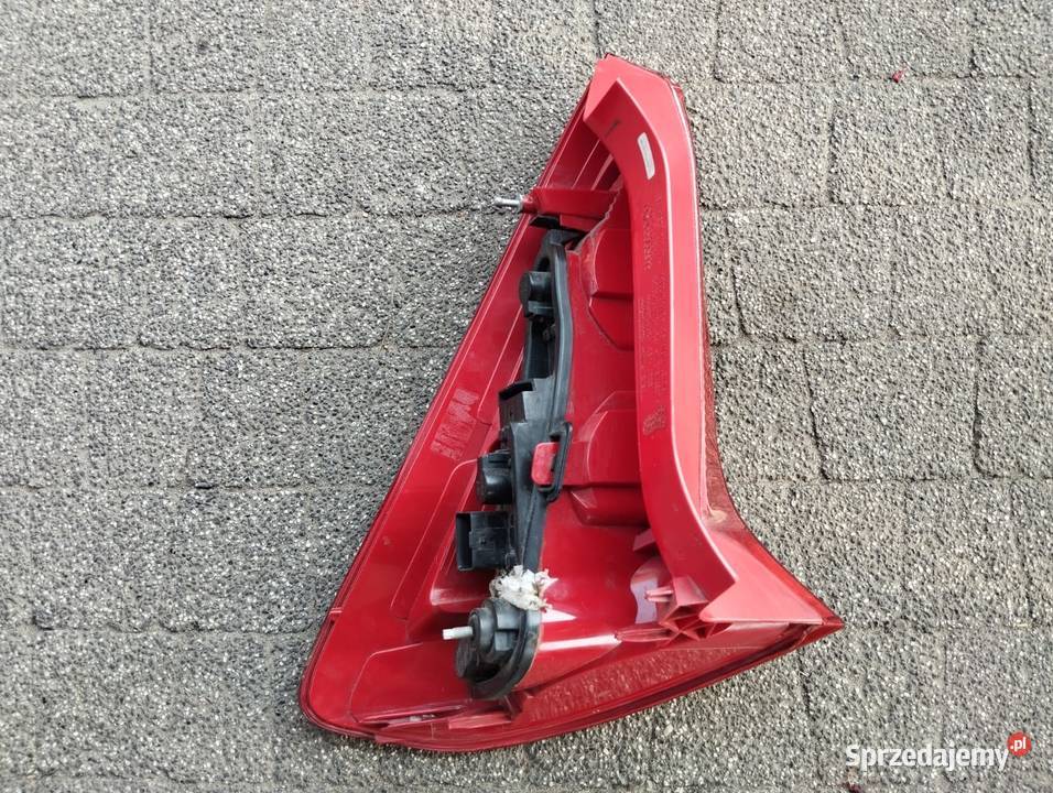 Lampa Citroen C4 Coupe prawy tył 964778 plus śląskie Kamieniec sprzedam