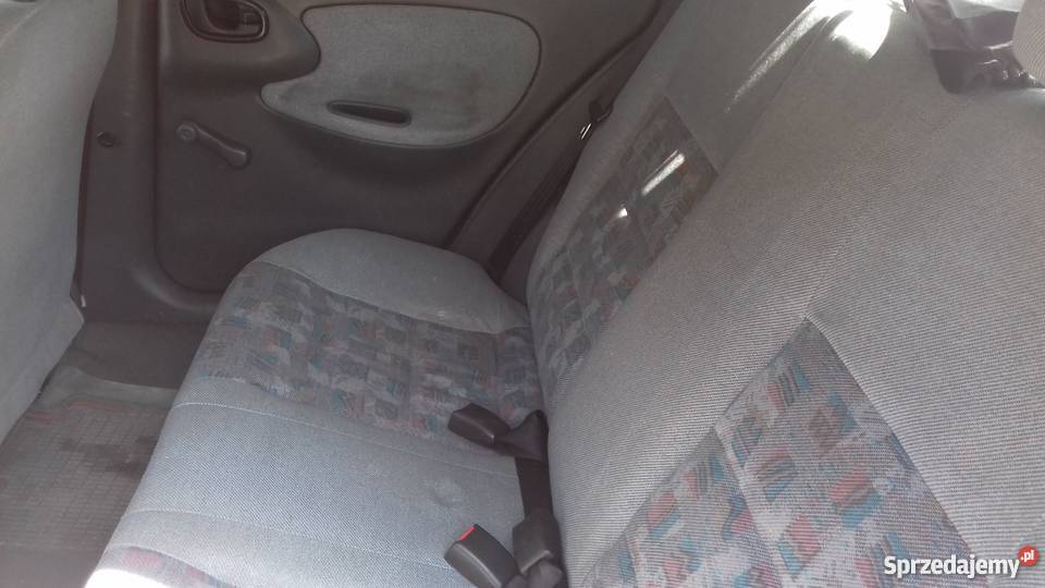 Daewoo Lanos 15 Srebrny stan światła do jazdy dziennej świętokrzyskie Kamieniec