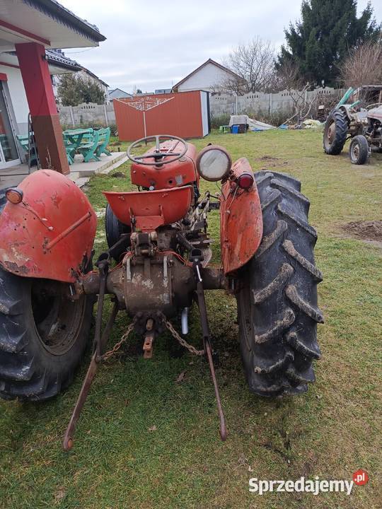 Massey Ferguson 35 benzyna
