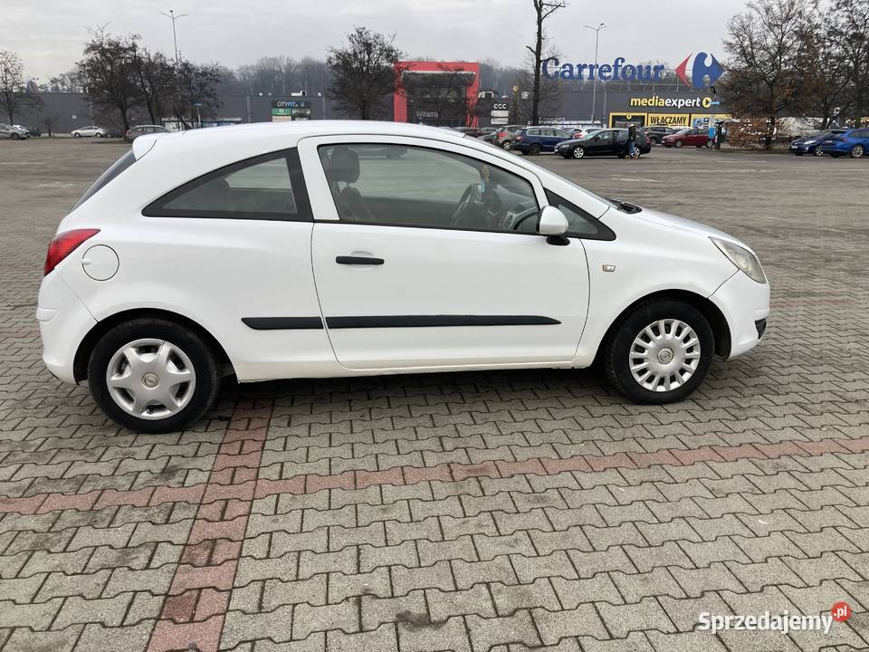 Opel Corsa Pojemność 10 Rok produkcji 2008 Chorzów