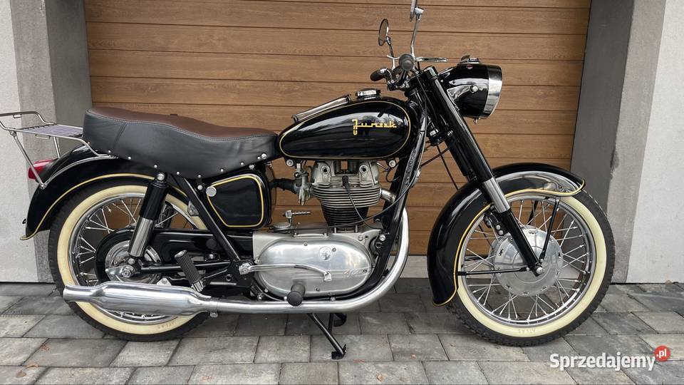Motocykl Junak M07010 stan kolekcjonerski Zaborze