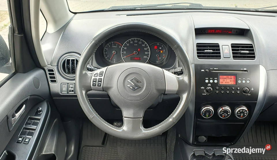 Suzuki SX4 Niski przebiegBez korozjiGrzane wspomaganie kierownicy