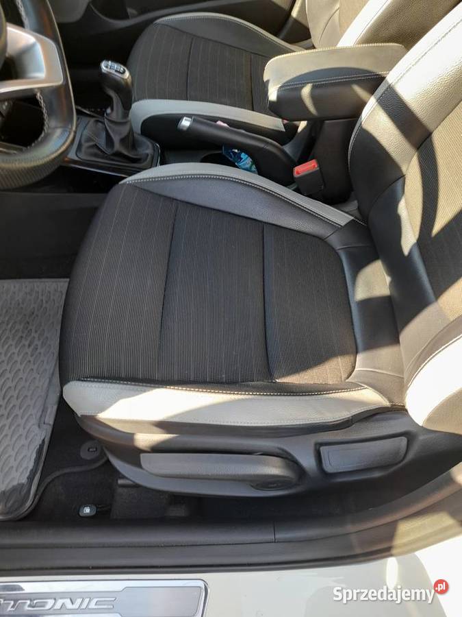 Kia stonic 10 Samochody osobowe małopolskie Trzebinia