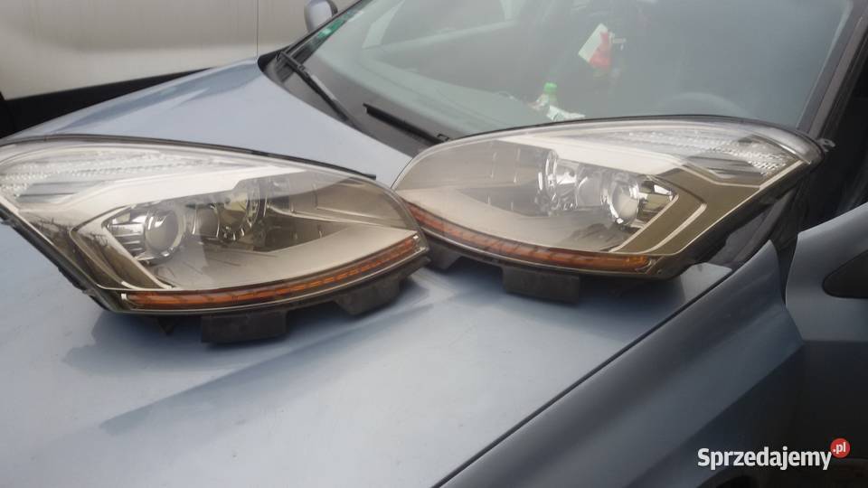 LAMPY PRZEDNIE CITROEN C4 PICASSO XENON Elbląg