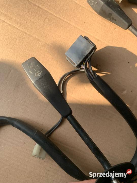 Przełączniki manetek wycieraczek i śląskie