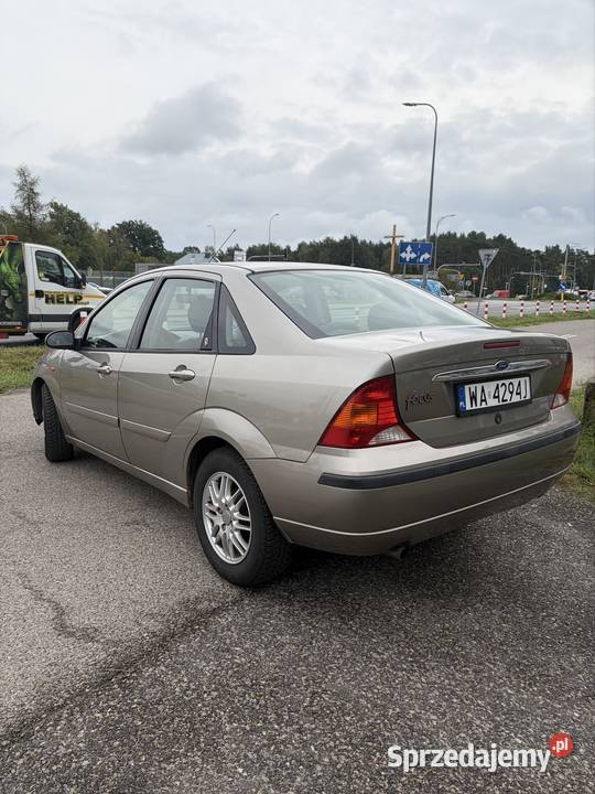 Ford Focus 16 benzyna GHIA Warszawa