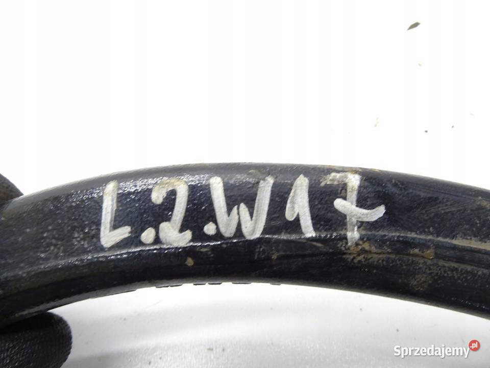 WAHACZ LEWY PRZÓD PRZEDNI BMW X1 E84 20 D N47