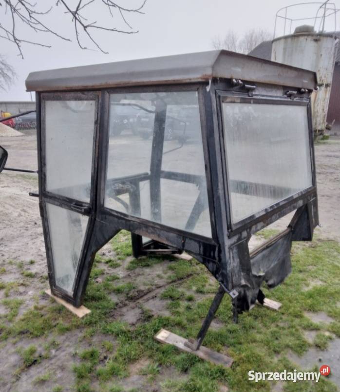 Kabina do ciagnika Ursus C360 C330 nieuszkodzony świętokrzyskie