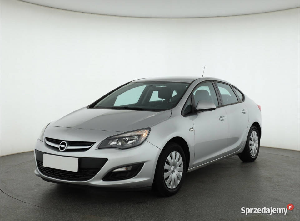 Opel Astra 14 T 134629km Piaseczno