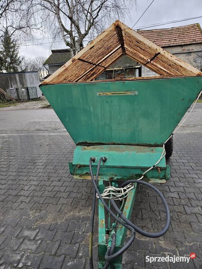 Rozsiewacz wapna soli rcw3 nieuszkodzony Stogniowice