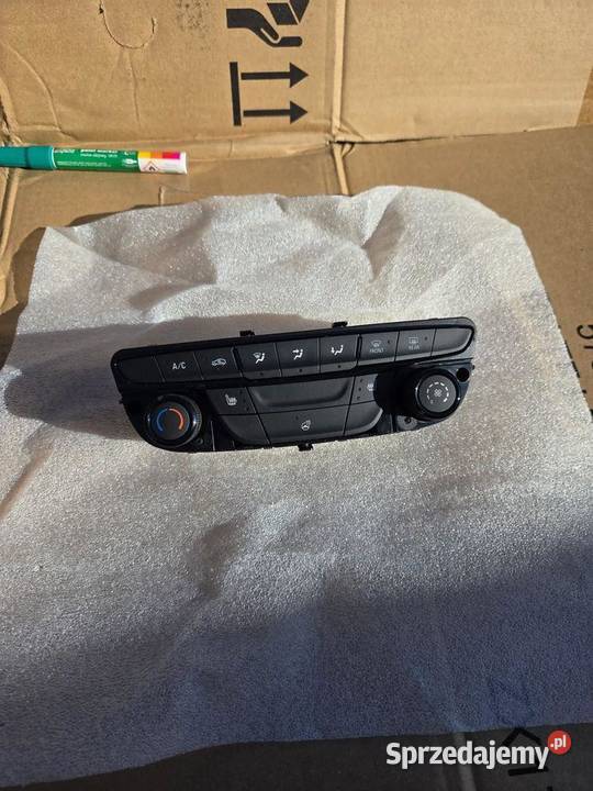 panel nawiewu klimatyzacji Opel Astra K 5 V osobowe