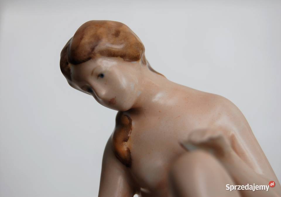 Figurka akt U źródła porcelana Ćmielów Dekoracje i ozdoby Lublin