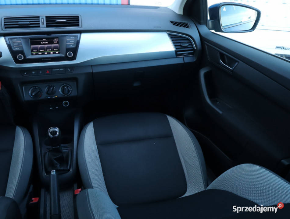 Skoda Fabia 12 TSI światła przeciwmgielne Łódź sprzedam