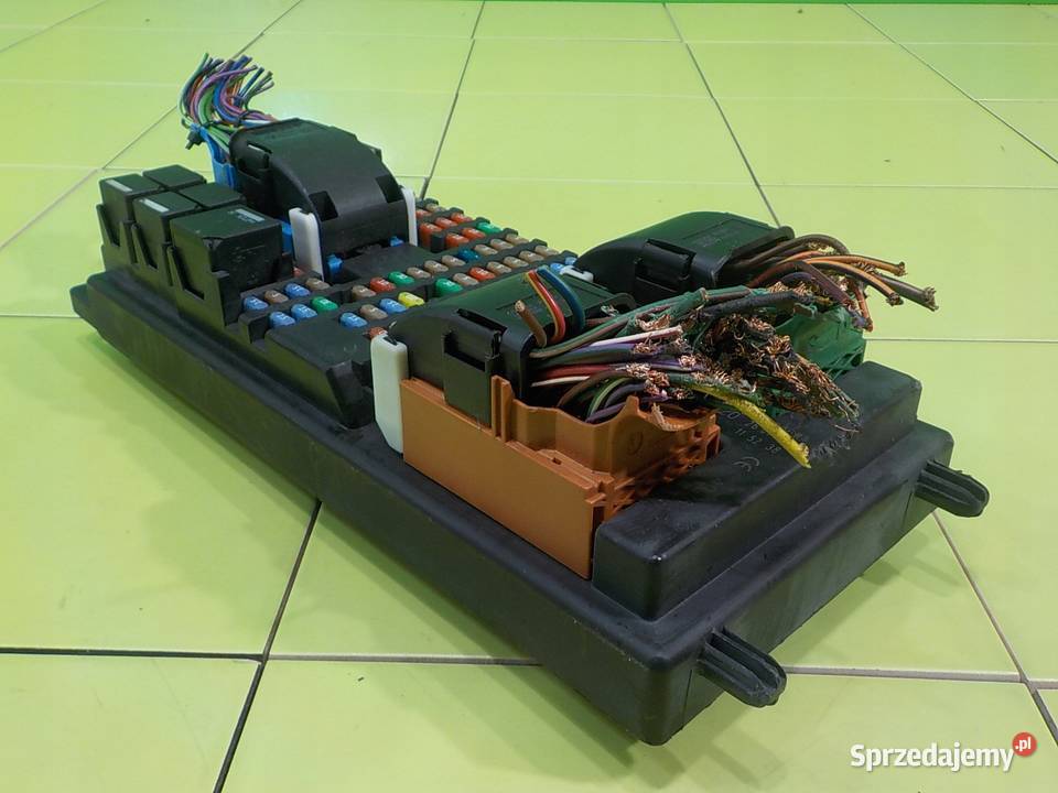 RANGE ROVER SPORT I 27 TDV6 07r SUV skrzynka Suków sprzedam