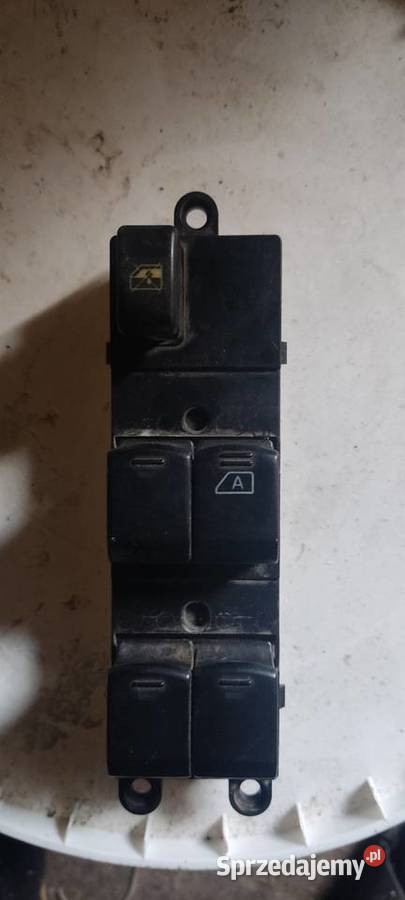 Nissan Navara przełącznik szyb Gniezno