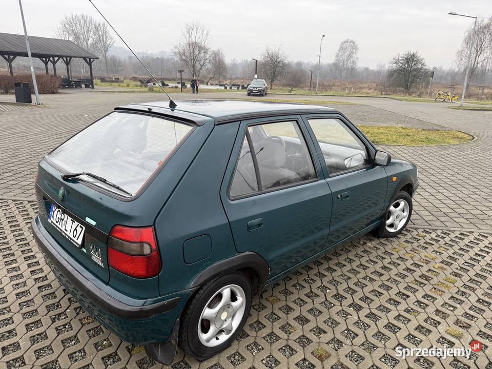 Skoda Felicia 13 MPi 2001r Zarejestrowany w Polsce śląskie Będzin