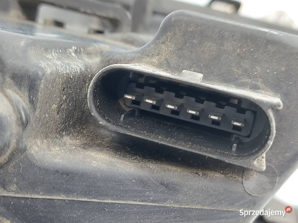 MERCEDES CLS C219 09r lampa prawa przód Kielce