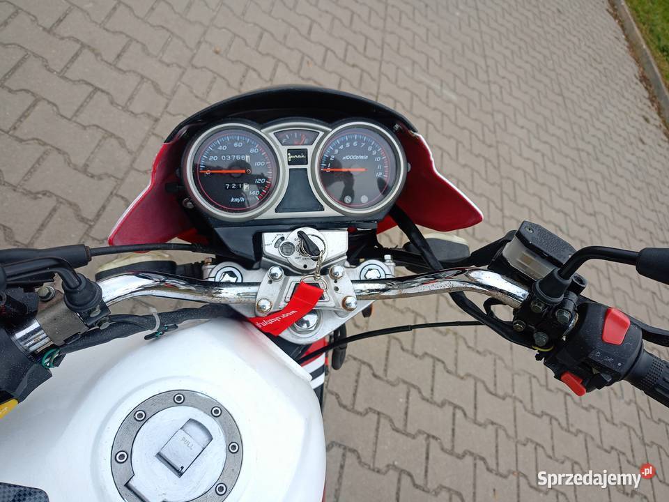 Junak 122RS Ostrowiec Świętokrzyski