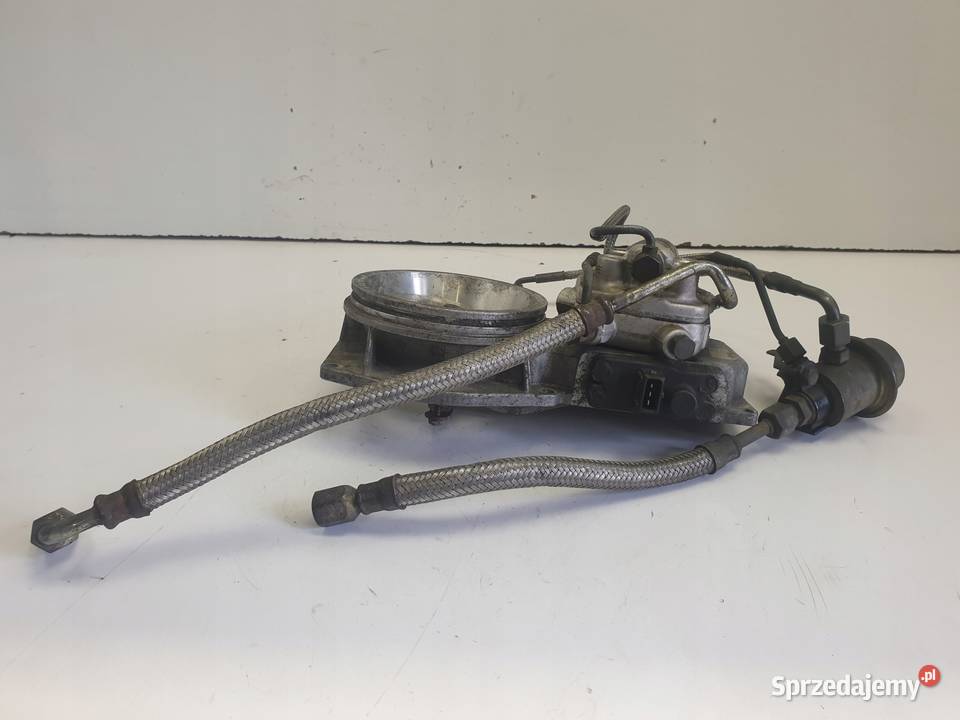 AUDI 80 B3 18 i ROZDZIELACZ PALIWA 0438121011 Rozdzielacze Rudka sprzedam