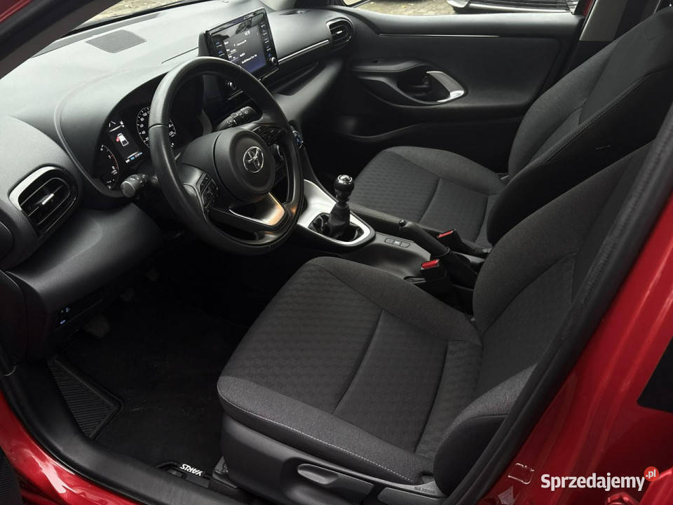 Toyota Yaris 15 VVTi COMFORT salon Polska Hatchback