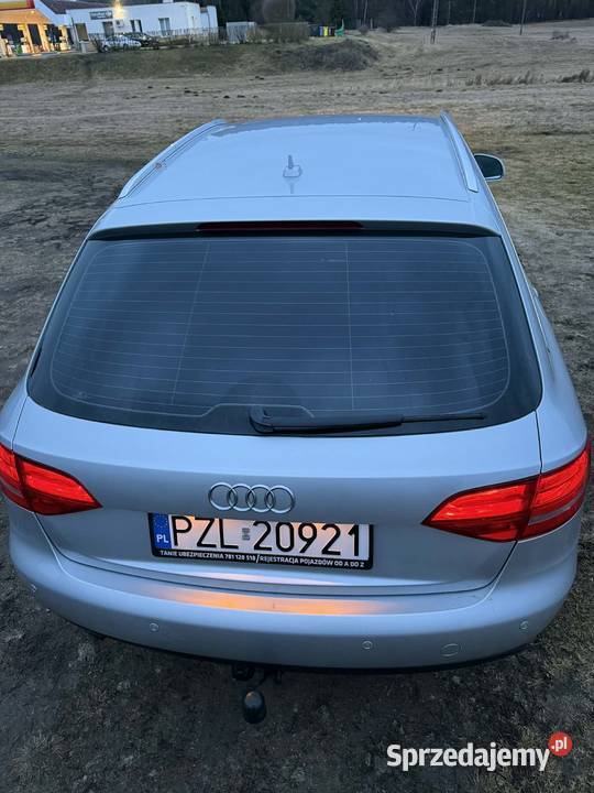 Samochód osobowy manualna Ptusza