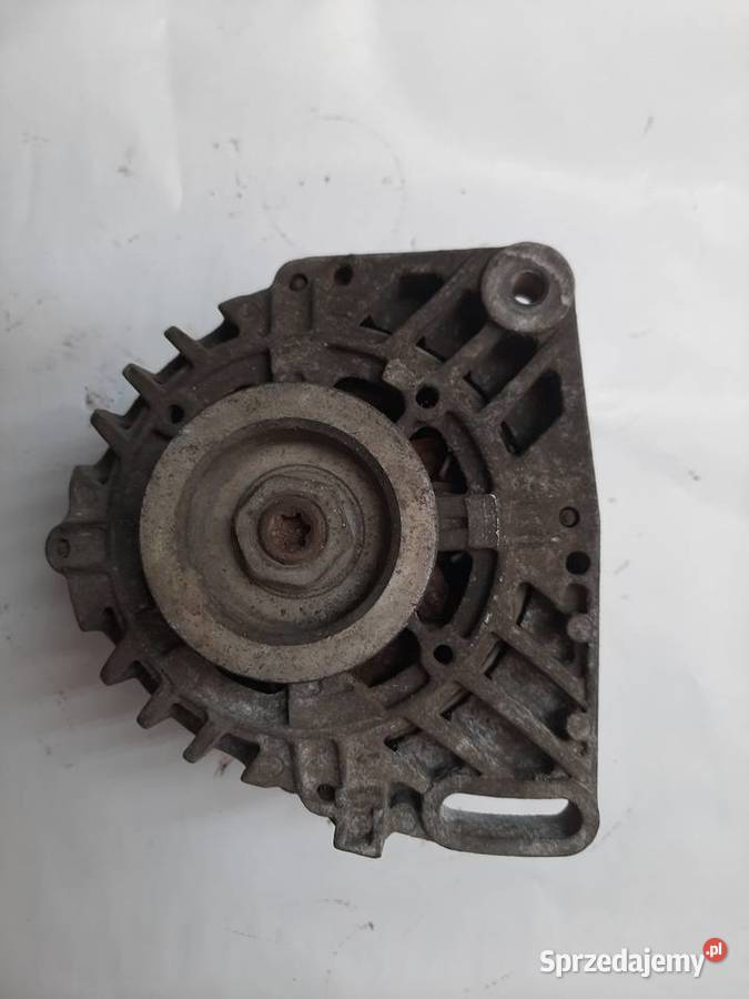 Renault Clio Thalia 12 16V alternator 8200660044 łódzkie Ksawerów