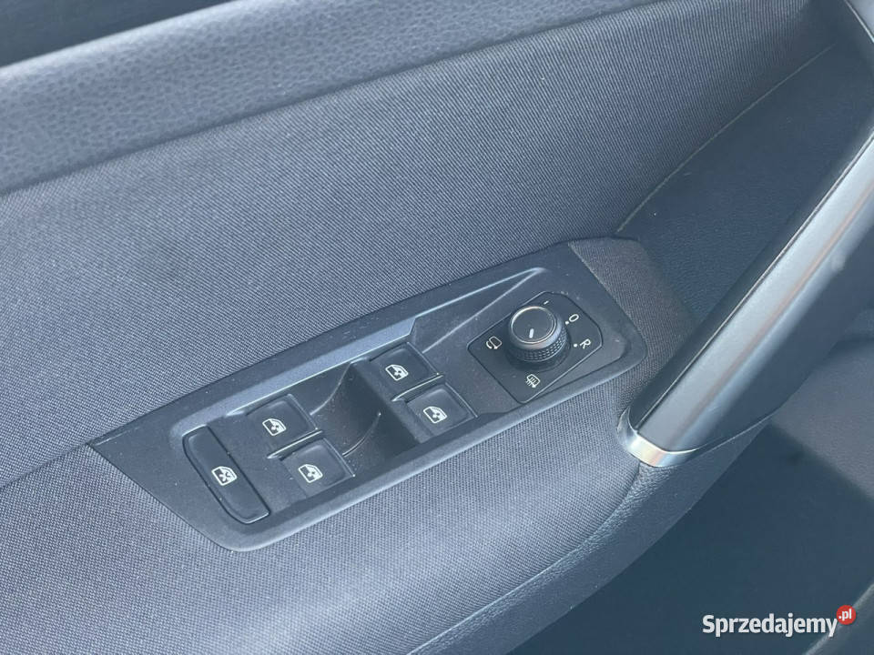 Volkswagen Touran 14 TSI 150 2017r ACC Front Wojkowice