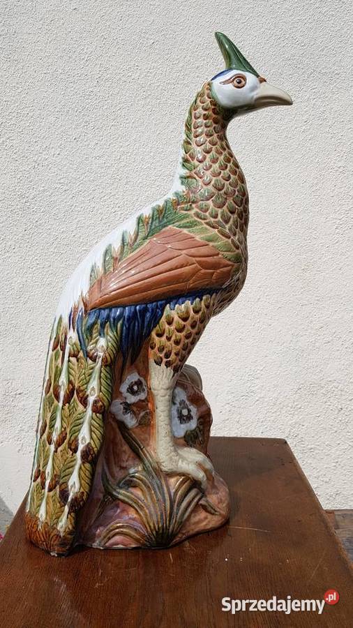 Figura rzeźba kazuar majolika włoska przed 1950 Orneta sprzedam