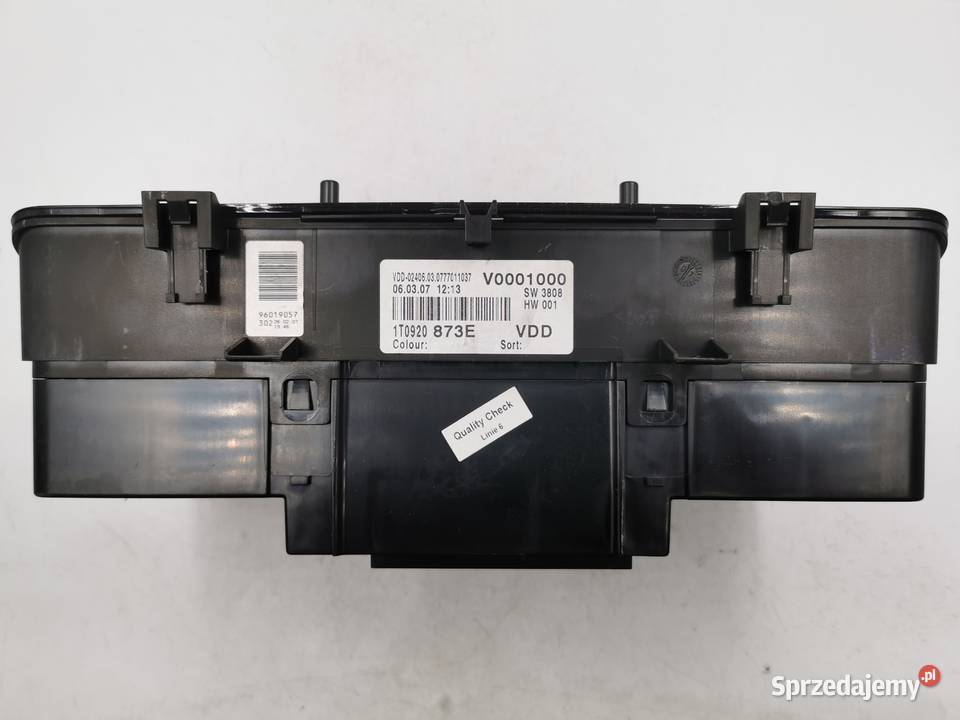 Licznik Zegary VW Touran 19 TDI 1T0920873E osobowe Wyszków