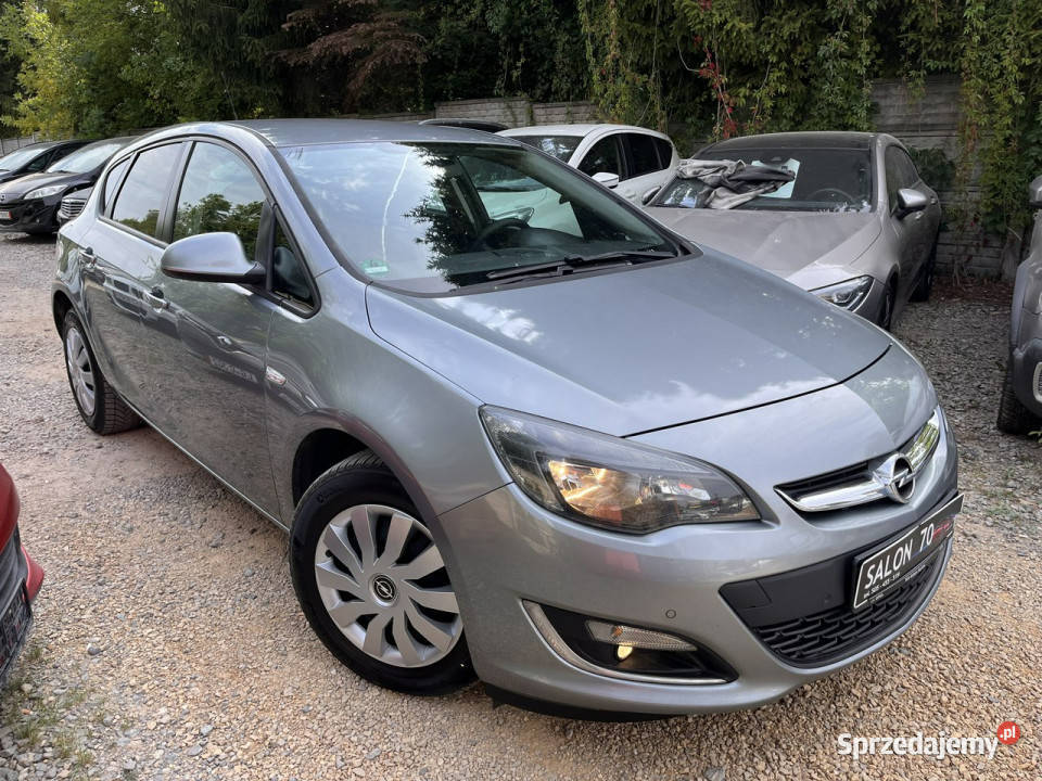 Opel Astra 14TURBO Klima 6biegów Tempomat BEz Częstochowa sprzedam