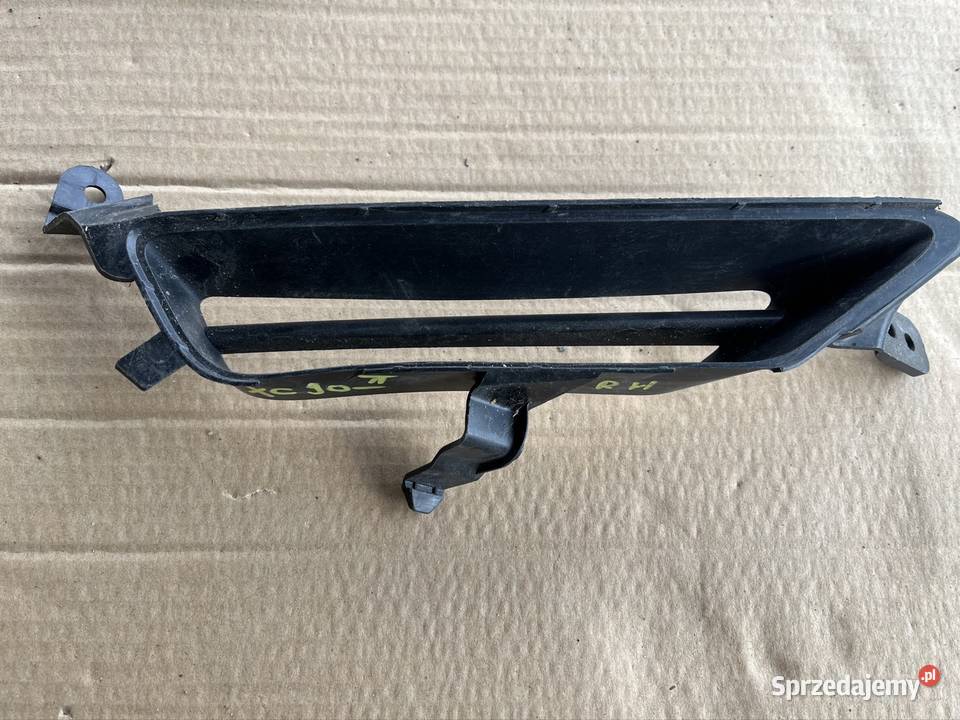 VOLVO XC90 MK2 OSŁONA ZDERZAKA PRAWY PRZÓD Międzychód