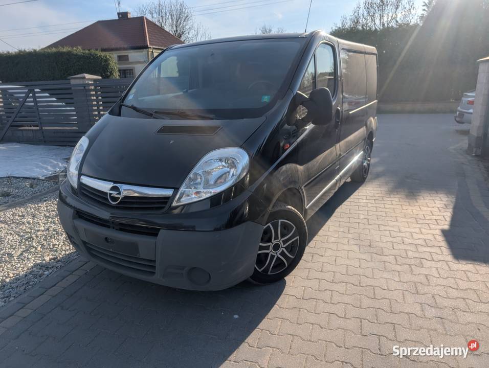 Opel Vivaro 20 CDTI Long 2012 198 000 Bogate Góra Kalwaria