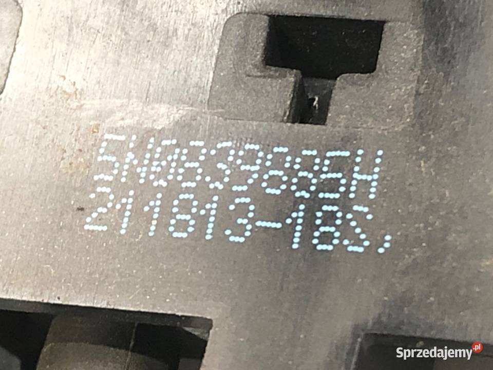 KLAMKA ZEWNĘTRZNA LEWY TYŁ VW GOLF VII Hatchback osobowe Klamki