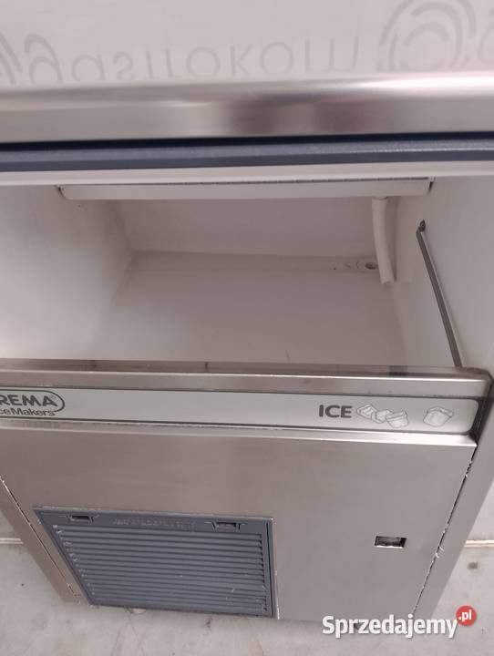 Kostkarka do lodu Brema CB 316W