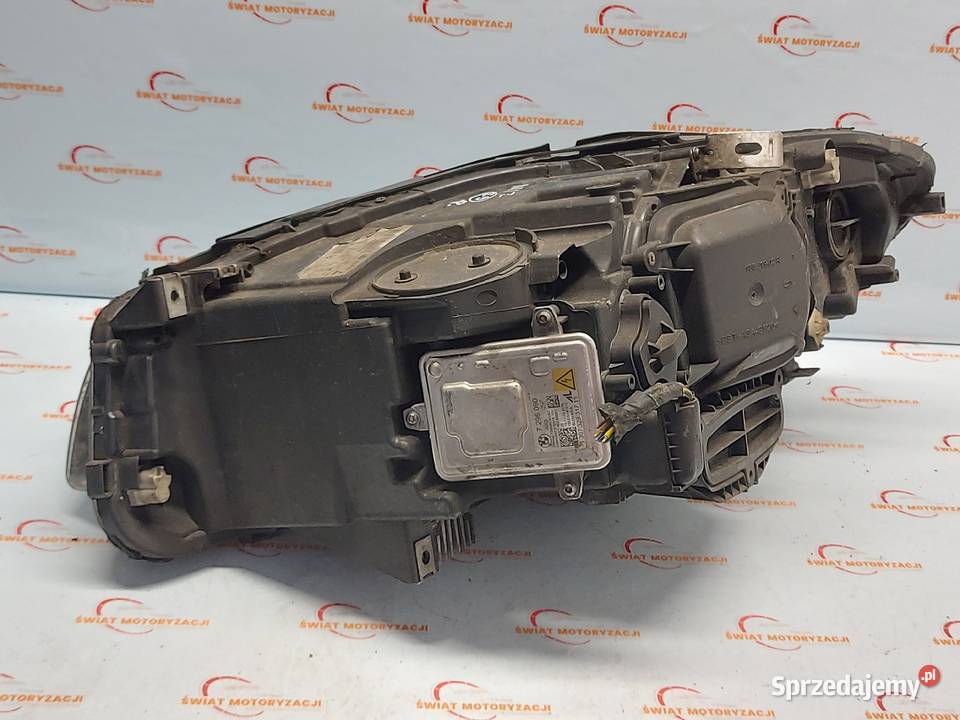 BMW F10 LIFT lampa prawa przód 7317134 ANGLIK