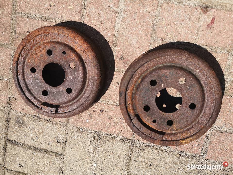 Ford Taunus bębny hamulcowe i skrzynie biegów Zelów sprzedam