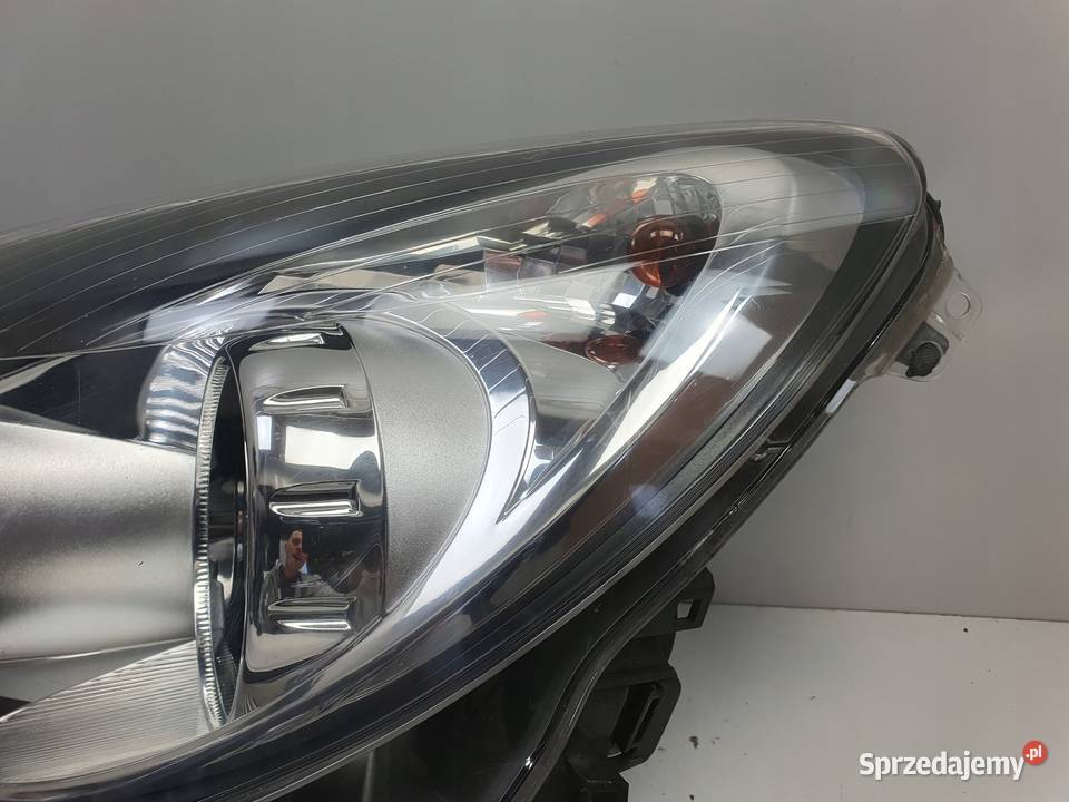 LAMPA LEWA Opel Corsa D PRZEDNIA lewy przód osobowe Rudka