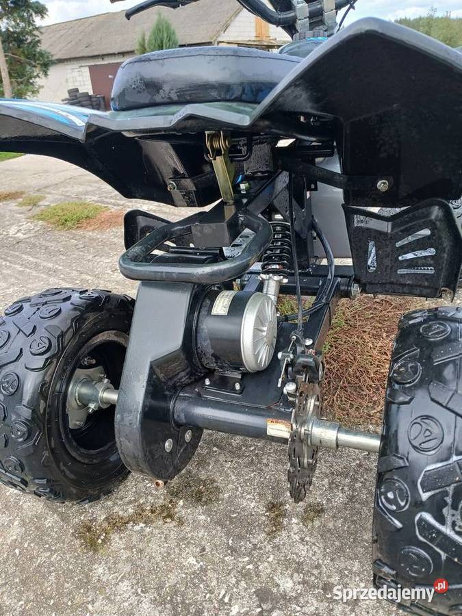 Qlad elektryczny stan idealny nowe akumulator elektryczny Paprotno