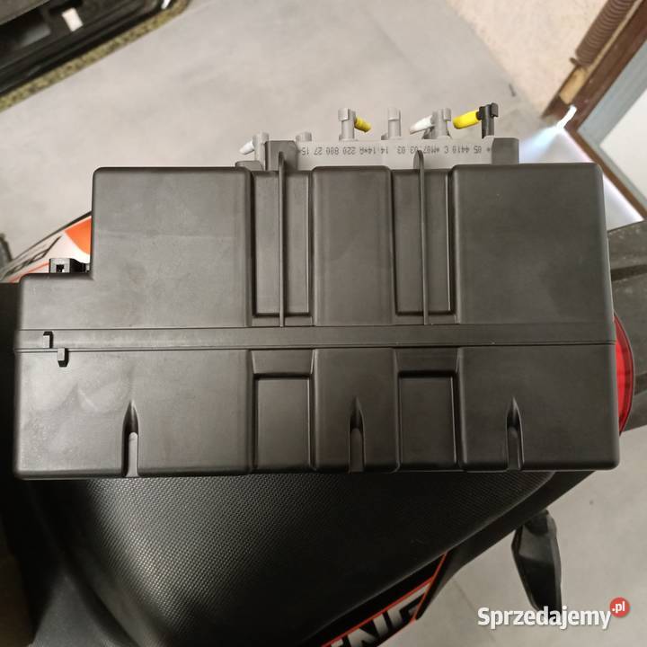 Pompka centralnego zamka w220 s500 Lubin