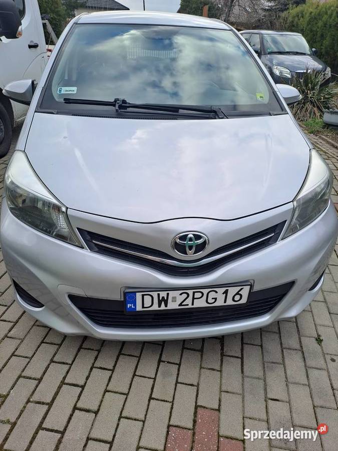 Sprzedam tanio toyotę YARIS 10 2012 Kutno