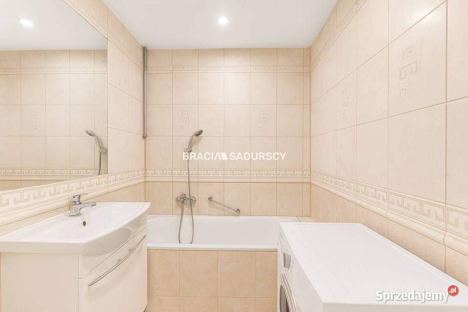 Mieszkanie wynajmę 38m2 2pok Kraków sprzedam