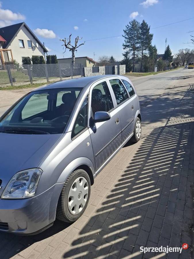 Opel Meriva srebrny Meriva Opel