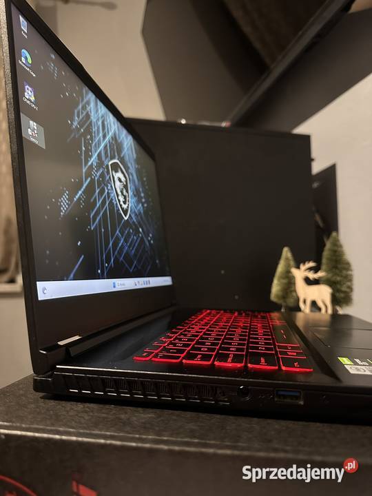 Laptop MSI Intel i5 12x45GHz GTX 144Hz 16GB RAM
