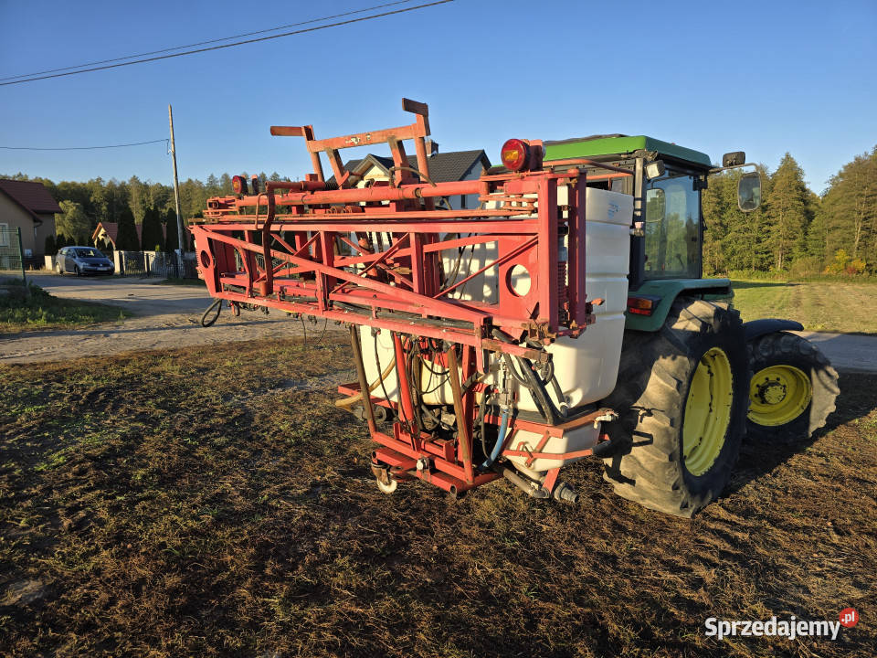 Opryskiwacz zawieszany HOLDER F712H 1000 L 12 m Holder Serwatki