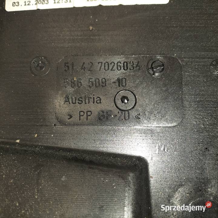 Wspornik tapicerki drzwi prawych tylnych BMW E65 Tapicerki samochodowe Poręba